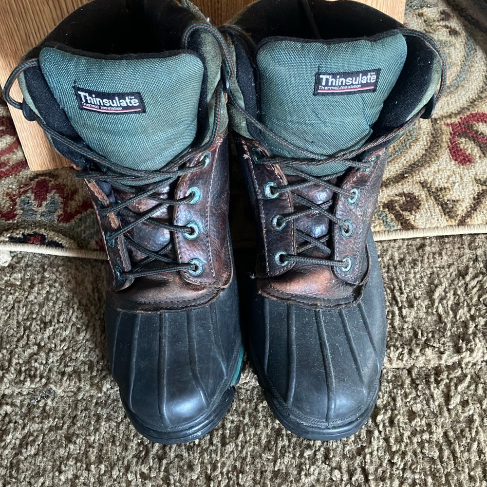 3M Thinsulate Men's Black and Brown Boots